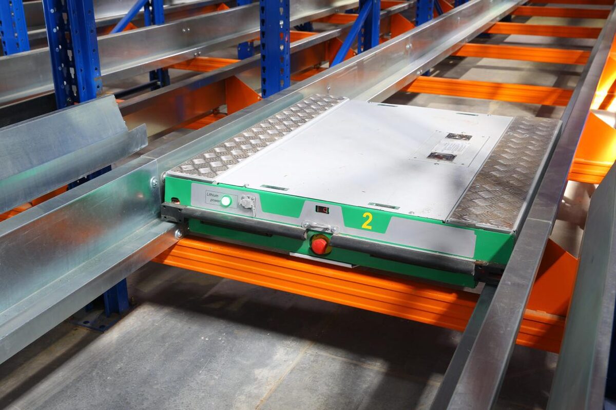 Automation solutions in SAS Midwest warehouse facility